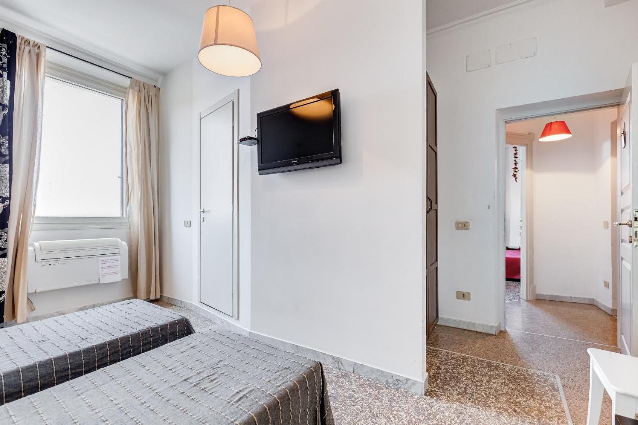 Appartamento San Pietro 3 Camere E Bagno In Camera Rome Extérieur photo