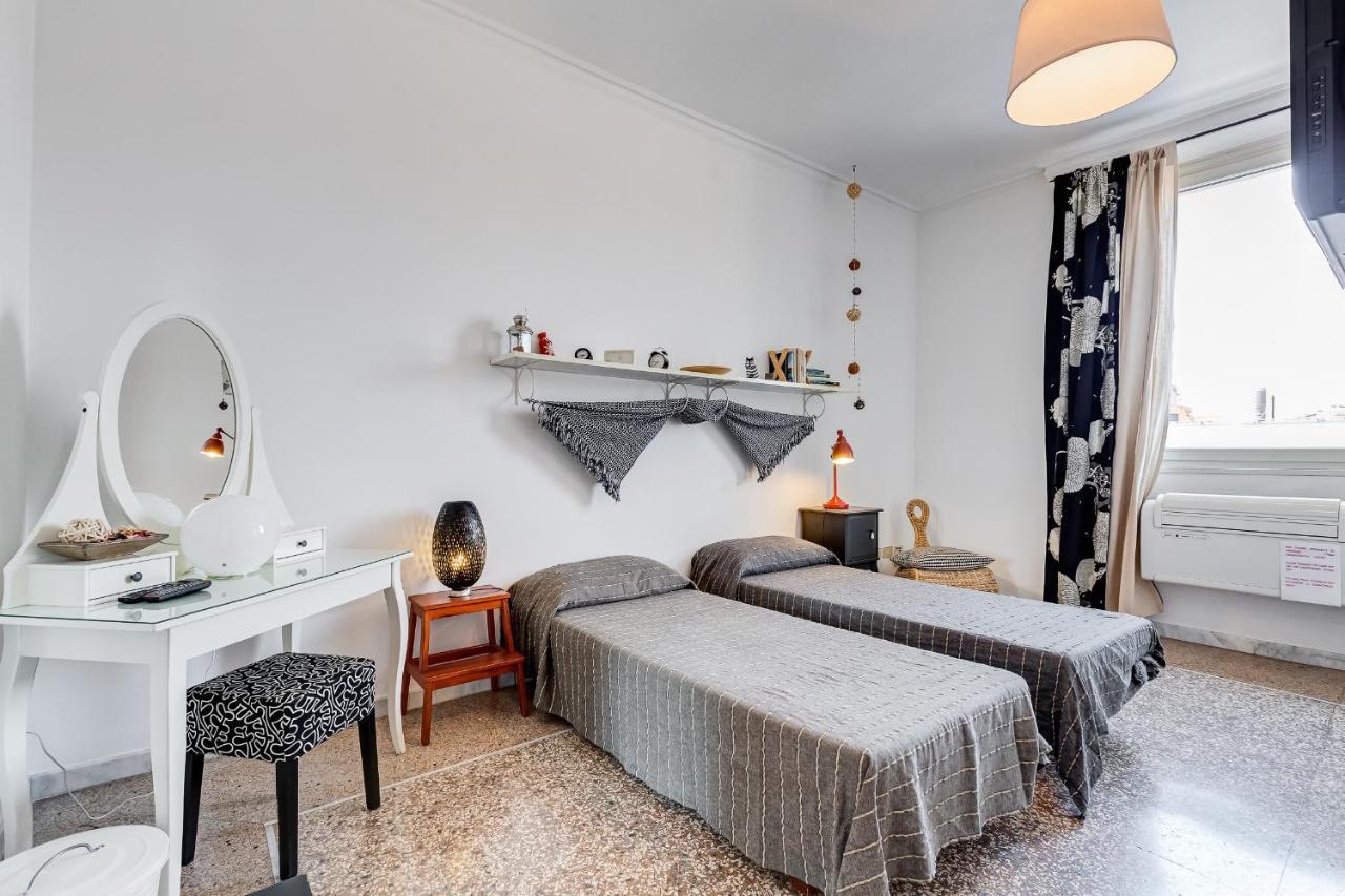 Appartamento San Pietro 3 Camere E Bagno In Camera Rome Extérieur photo
